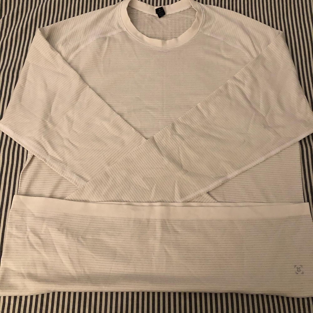 Lululemon metal vent tech long sleeve shirt